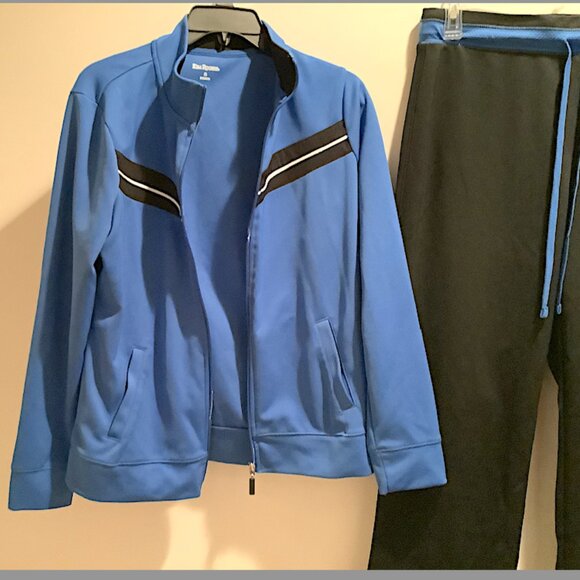 Kim Rogers:  Black and royal blue 2-piece sweat suit, Size M, New without tags - Picture 4 of 10